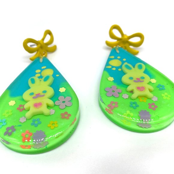 Bunny Flower Fields Statement earrings - Picture 5 of 5